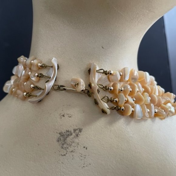 MID-CENTURY Handmade JAPANESE 4 Strand ABALONE SHARD CHOKER + CLASP NECKLACE - Picture 4 of 11